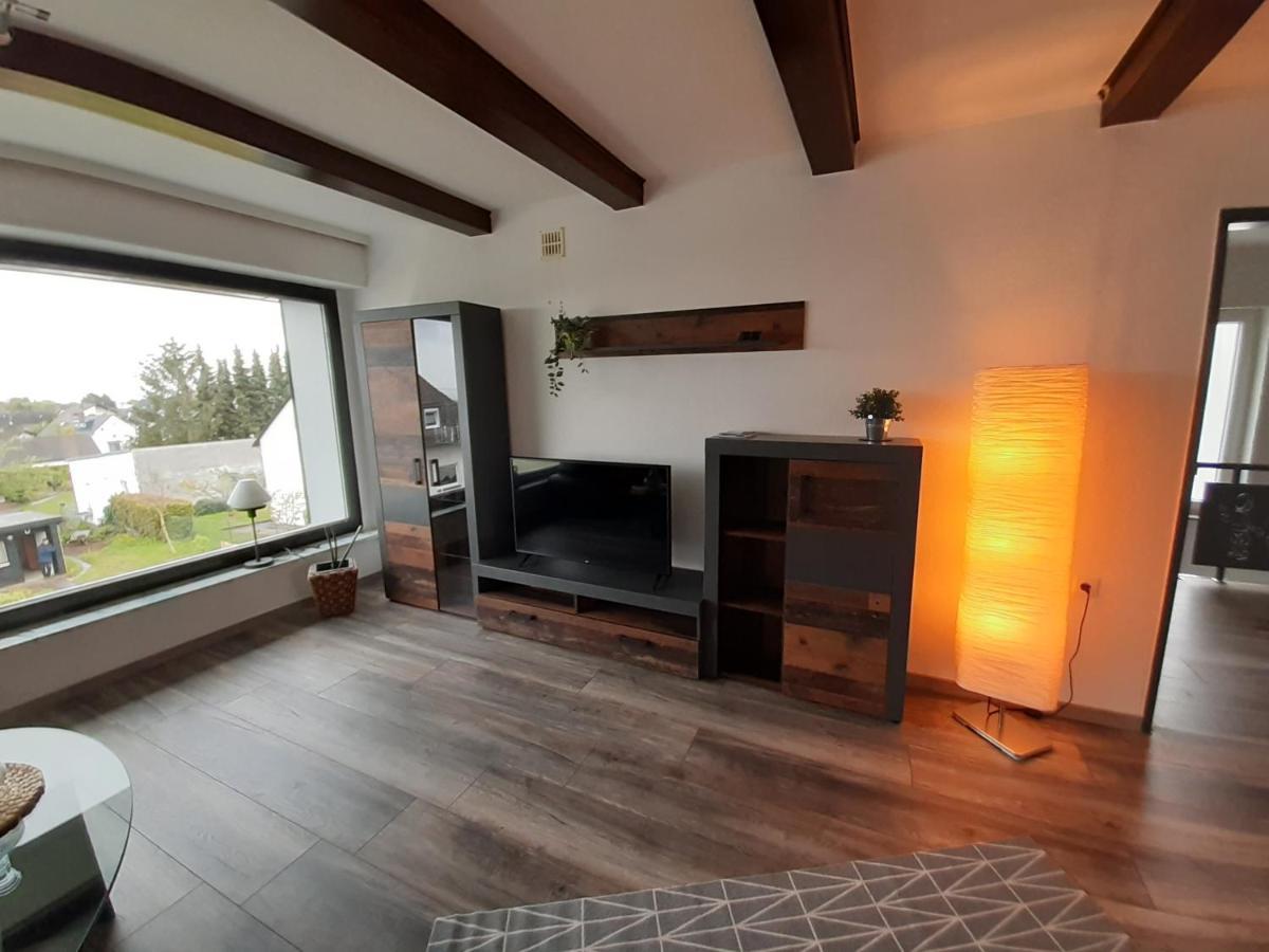 Ferienhaus Zum Hochstein Ettringen  المظهر الخارجي الصورة